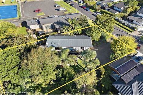 Photo of property in 4 Sunnyview Road, Greenhithe, Auckland, 0632