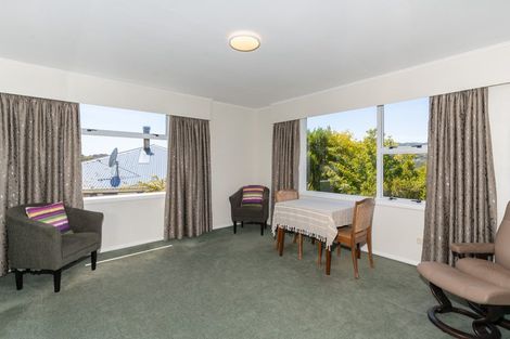 Photo of property in 28 Franklyn Road, Tawa, Wellington, 5028
