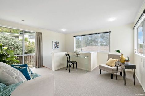 Photo of property in 22 Laser Place, Bayview, Auckland, 0629