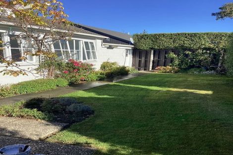 Photo of property in 1/73a Garreg Road, Bryndwr, Christchurch, 8052