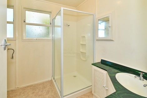 Photo of property in 14 Valencia Place, Manurewa, Auckland, 2102