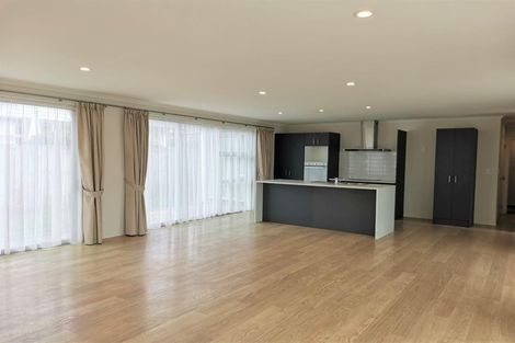 Photo of property in 33 Karo Street, Ruakaka, 0116