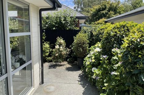 Photo of property in 3/502 Harewood Road, Harewood, Christchurch, 8051