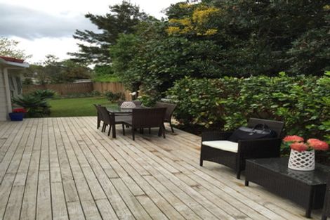 Photo of property in 8 Cottam Grove, Northcross, Auckland, 0632