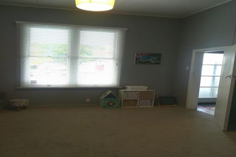 Photo of property in 208 Lyndon Road West, Hastings, 4122