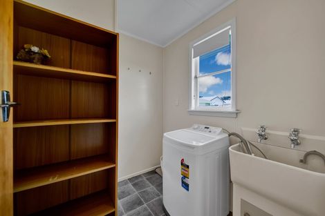 Photo of property in 17 Grey Street, Normanby, Hawera, 4614