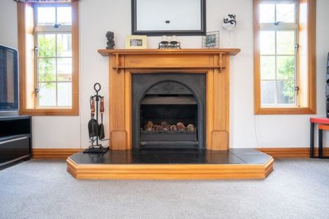 Photo of property in 21 Union Street, Hokowhitu, Palmerston North, 4410
