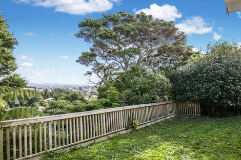 Photo of property in 2/36 Takapu Street, Henderson, Auckland, 0612