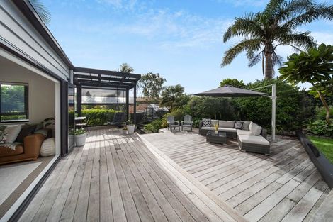 Photo of property in 54 John Gill Road, Shelly Park, Auckland, 2014