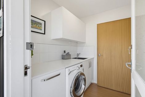Photo of property in 2/204 Riverlaw Terrace, Saint Martins, Christchurch, 8022