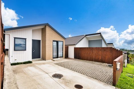 Photo of property in 30 Morus Road, Massey, Auckland, 0614
