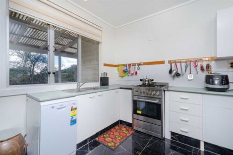 Photo of property in 130 Te Pua School Road, Helensville, 0875