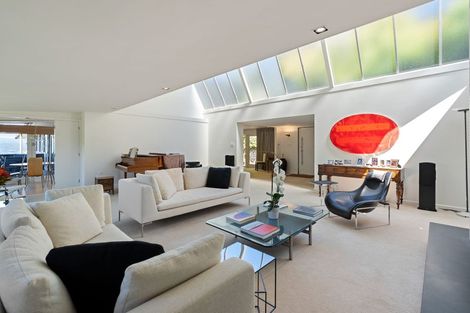 Photo of property in 85 Nicholson Road, Khandallah, Wellington, 6035