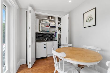 Photo of property in 34 Young Street, Somerfield, Christchurch, 8024