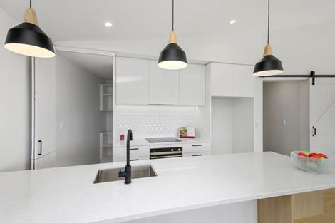 Photo of property in 5 Heaphy Court, Aotea, Porirua, 5024