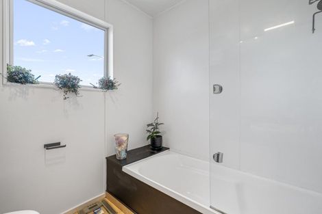 Photo of property in 1/208 Lake Terrace, Hilltop, Taupo, 3330