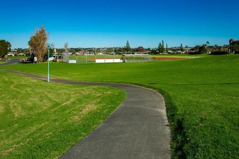 Photo of property in 33b Ngahere Views, Orewa, 0931