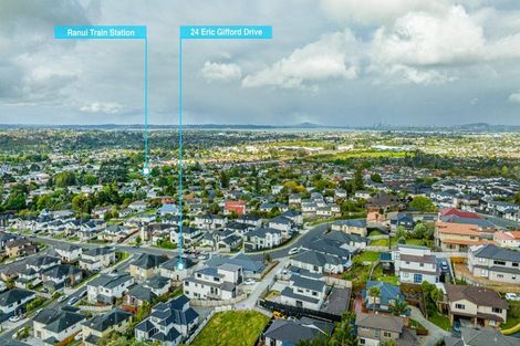 Photo of property in 24 Eric Gifford Drive, Ranui, Auckland, 0612