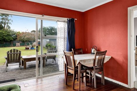 Photo of property in 55 Collingwood Street, Eltham, 4322