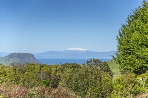 Photo of property in 18 Whakaroa Road, Kinloch, Taupo, 3385