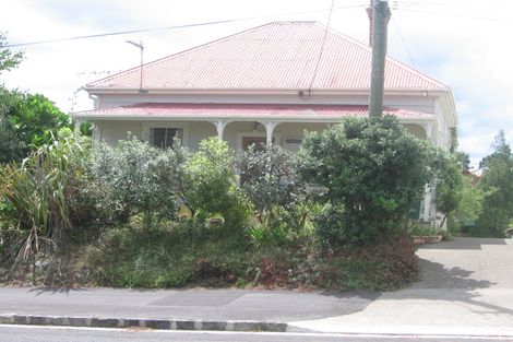 Photo of property in 20 Hastings Parade, Devonport, Auckland, 0624