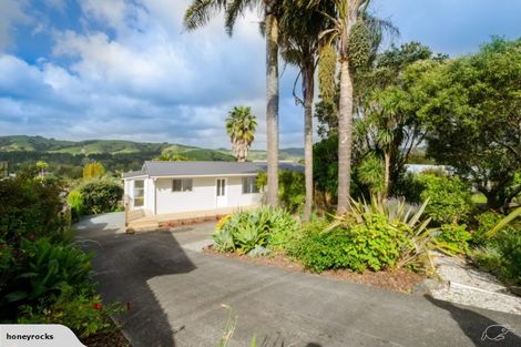 Photo of property in 10 Rautawhiri Road, Helensville, 0800