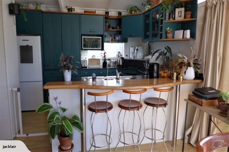 Photo of property in 64 Bays Road, Orere Point, Papakura, 2585