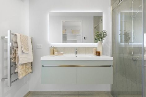 Photo of property in 14 Village Green Drive, Huntingdon, 7774