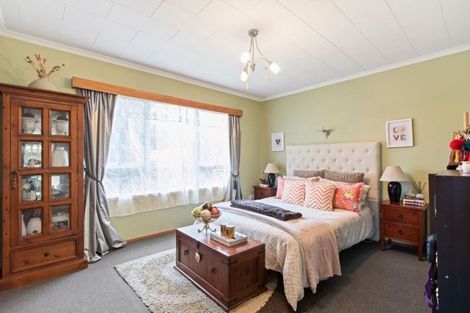 Photo of property in 2/195 Metcalfe Road, Ranui, Auckland, 0612