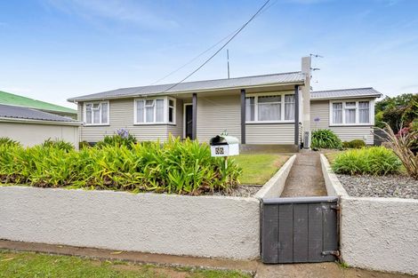 Photo of property in 55 Collingwood Street, Eltham, 4322