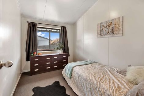 Photo of property in 3b Duff Crescent, Highbury, Palmerston North, 4412