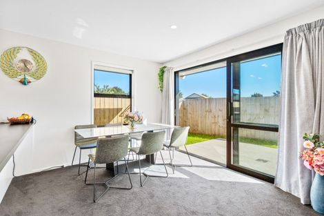 Photo of property in 100 Hagart-alexander Drive, Mosgiel, 9024