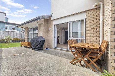 Photo of property in 13 Packspur Drive, Flat Bush, Auckland, 2016