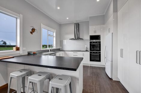 Photo of property in 22 Batten Road, Okaiawa, Hawera, 4671