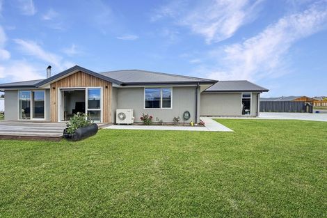 Photo of property in 7 Aoraki Crescent, Twizel, 7901