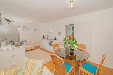 Photo of property in 143 Centennial Drive, Whitianga, 3510