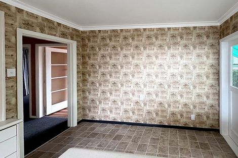 Photo of property in 8 Derby Street, Levin, 5510