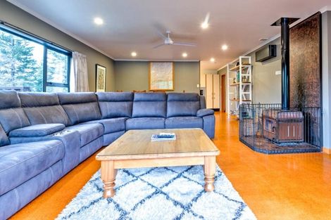 Photo of property in 97 Chalet Crescent, Hanmer Springs, 7334