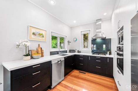 Photo of property in 67 Norton Park Avenue, Fairfield, Lower Hutt, 5011