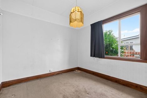 Photo of property in 16 Hessey Street, Masterton, 5810