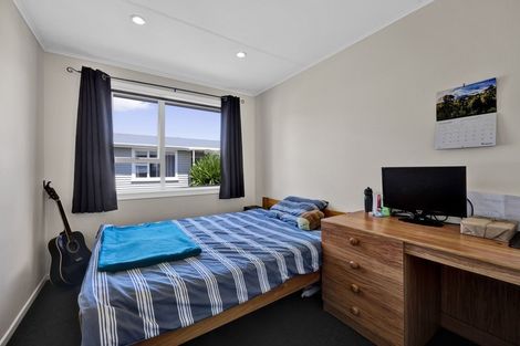 Photo of property in 18 Penrith Street, Westown, New Plymouth, 4310