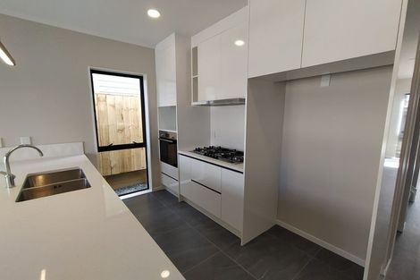 Photo of property in 43c Line Road, Glen Innes, Auckland, 1072