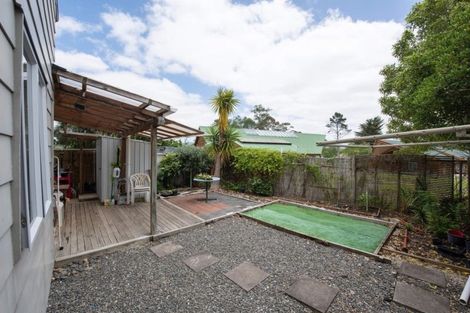 Photo of property in 20 Albionvale Road, Glen Eden, Auckland, 0602