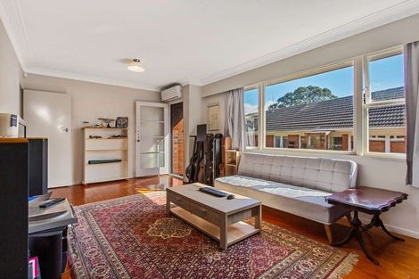 Photo of property in 2/108 Saint Johns Road, Saint Johns, Auckland, 1072