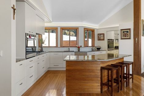 Photo of property in 123 Glenstrae Road, Redcliffs, Christchurch, 8081