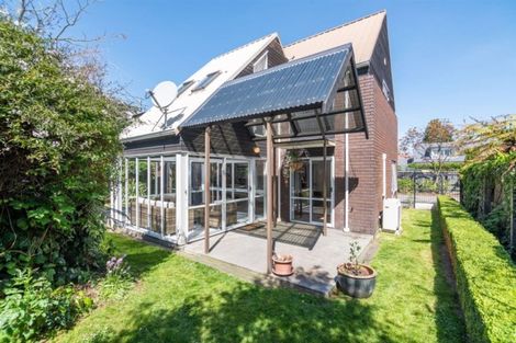 Photo of property in 2/134 Clyde Road, Ilam, Christchurch, 8041