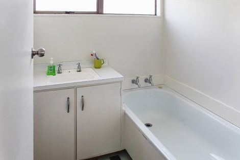 Photo of property in 576 Main Street, Palmerston North, 4410