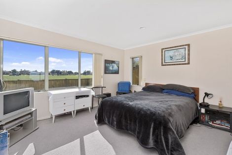 Photo of property in 8 Beachlands Place, Papamoa Beach, Papamoa, 3118