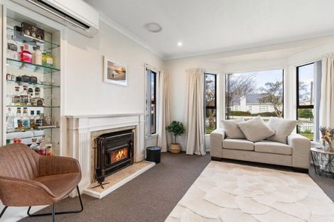 Photo of property in 4 Mckenzie Terrace, Carterton, 5713