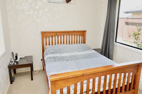 Photo of property in 60 Geneva Terrace, Kelvin Grove, Palmerston North, 4414